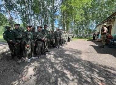 Завершились военно-спортивные сборы в лагере «Белая роща» Яйского района