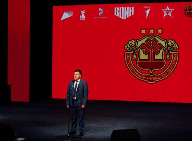 Дмитрий Шевченко обратился к полуфиналистам Всероссийского конкурса наставников «Быть, а не казаться!-2025»