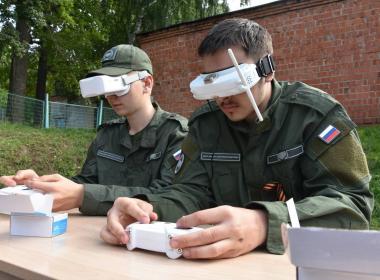 Глава Чувашии Олег Николаев и Центр ВОИН в республике вместе отметили День государственного флага России